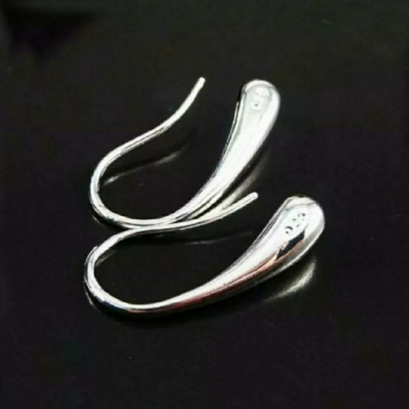 Cute Silver Necklace Bracelet Ring & Earring Set - Picture 2 of 4